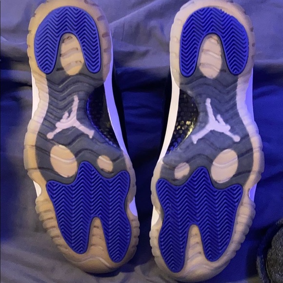 Jordan 11 space jam - Picture 2 of 7